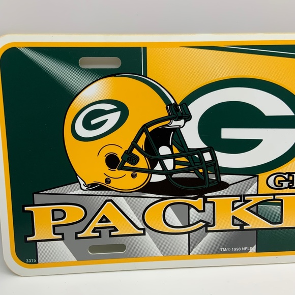 Vintage NFL Tag Express Green Bay Packers Retro Logo Plastic License Plate - Picture 2 of 11